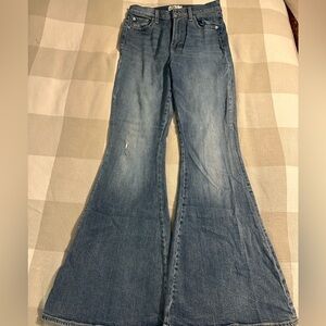 7 for All Man Kind women’s ultra flare  blue jeans